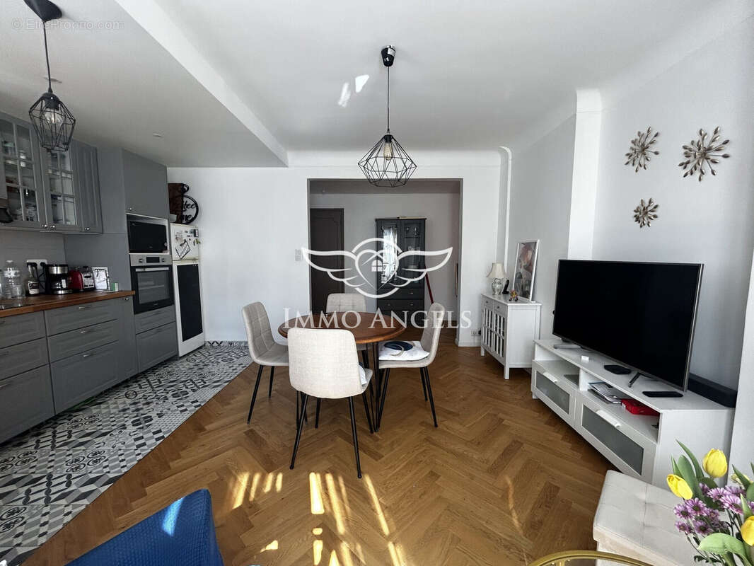 Appartement à ASNIERES-SUR-SEINE