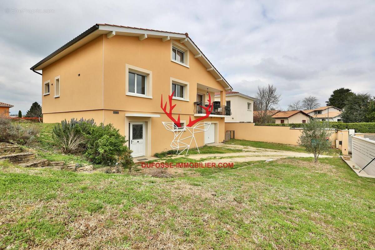 Photo 1 - Maison à CHARLY