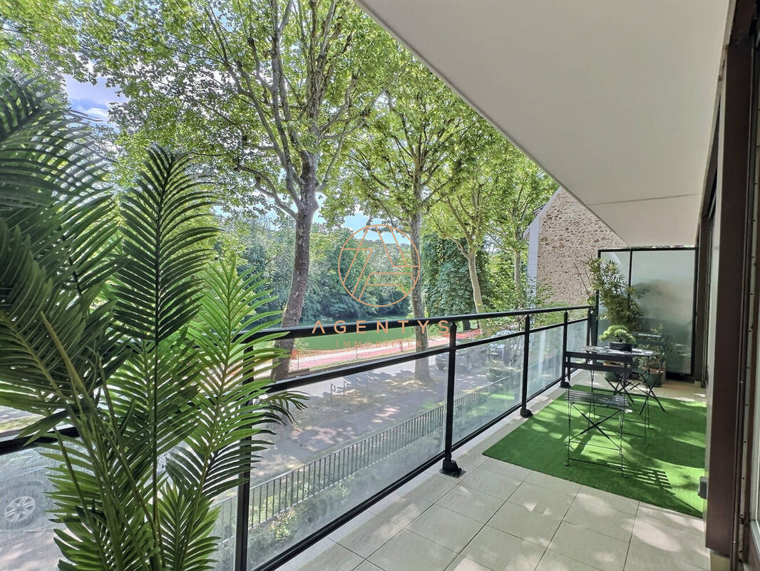 Appartement à SAINT-MAUR-DES-FOSSES