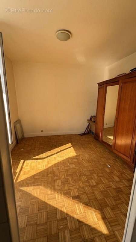 Appartement à SAINT-MAUR-DES-FOSSES