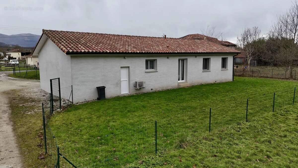 Maison à LORP-SENTARAILLE