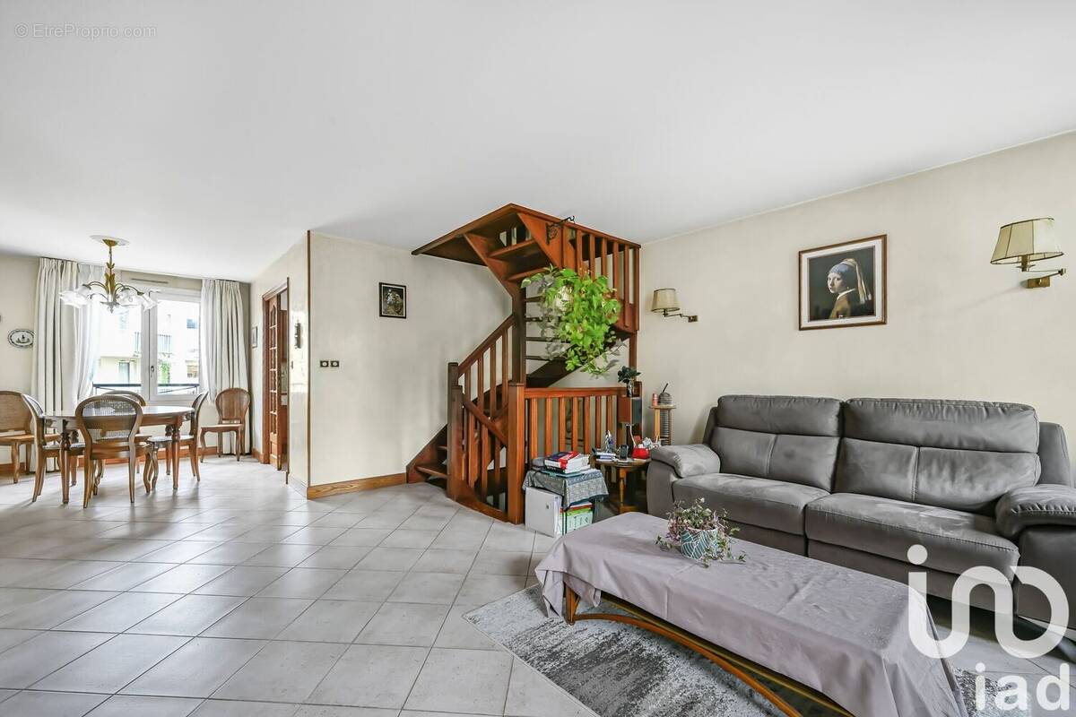 Photo 1 - Maison à BRY-SUR-MARNE