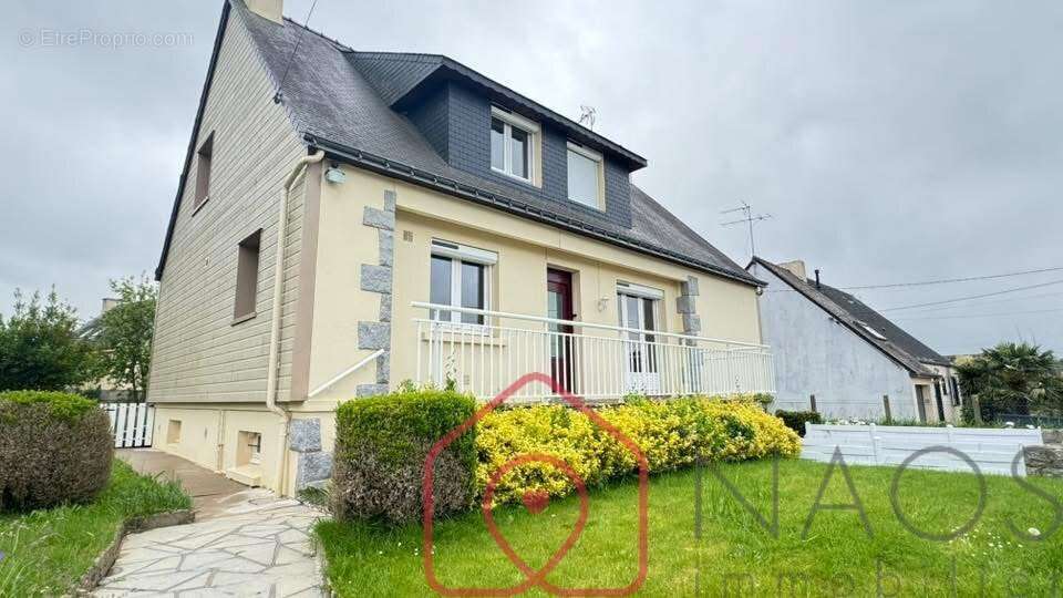 Maison à PONTIVY