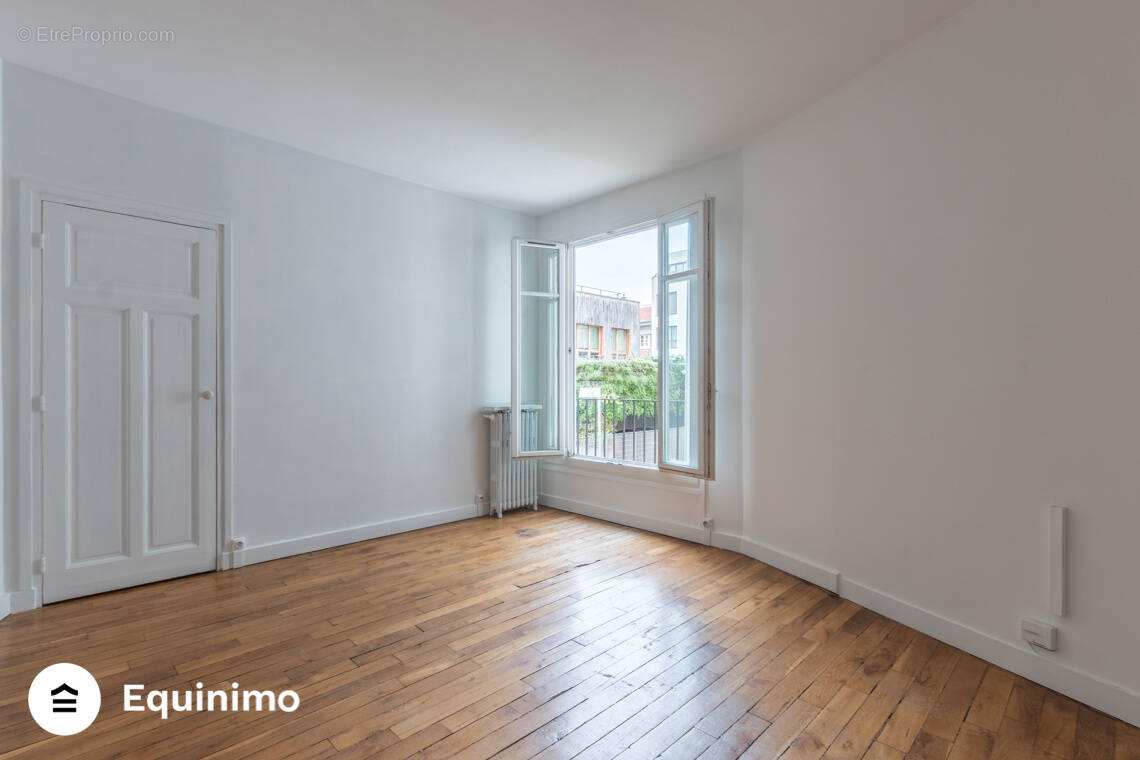 Appartement à PARIS-15E