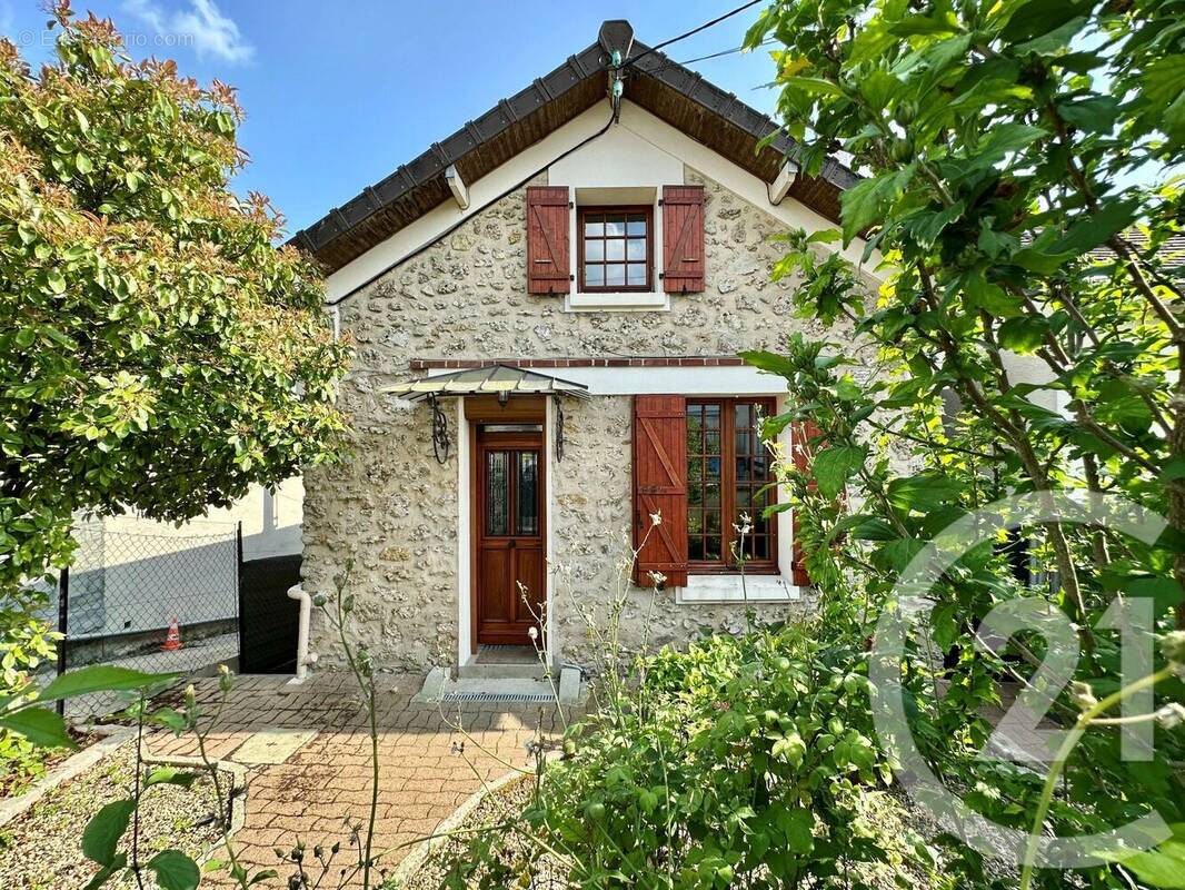 Maison à THORIGNY-SUR-MARNE