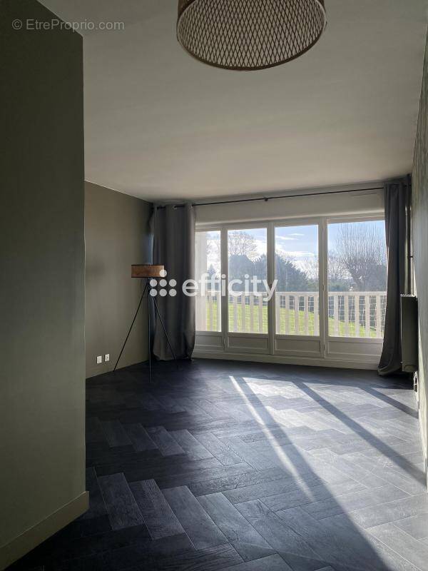 Appartement à TROUVILLE-SUR-MER