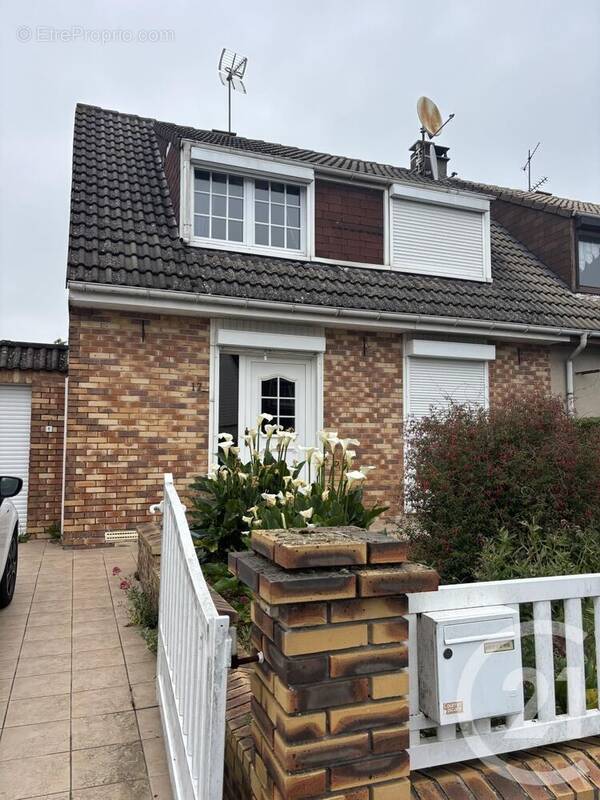 Maison à SAINT-QUENTIN