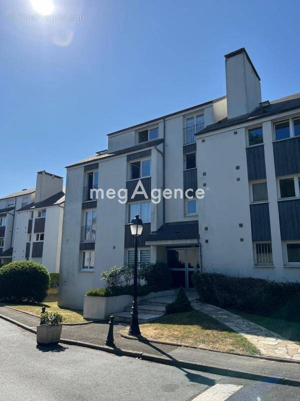 Appartement à SAINT-NOM-LA-BRETECHE