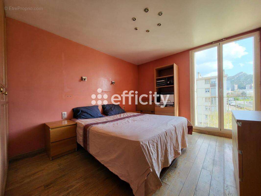 Appartement à MARSEILLE-10E