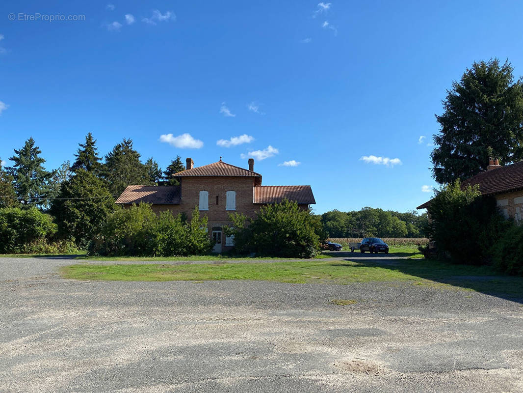 Maison à SALBRIS
