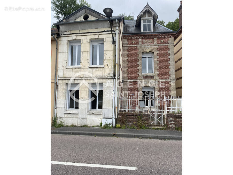 Maison à VILLEQUIER