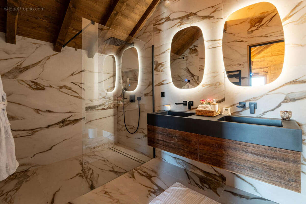 Ski chalet for sale La Toussuire-37 - Maison à LE CHATEL