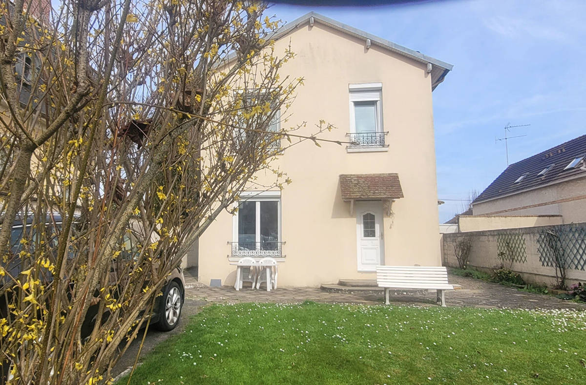 Maison à PARMAIN
