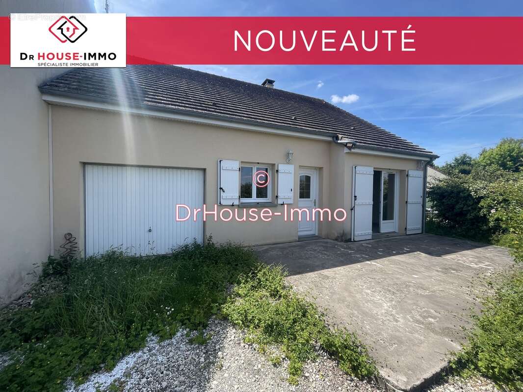 Maison à CHAINTREAUX