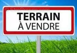Terrain à LUGOS