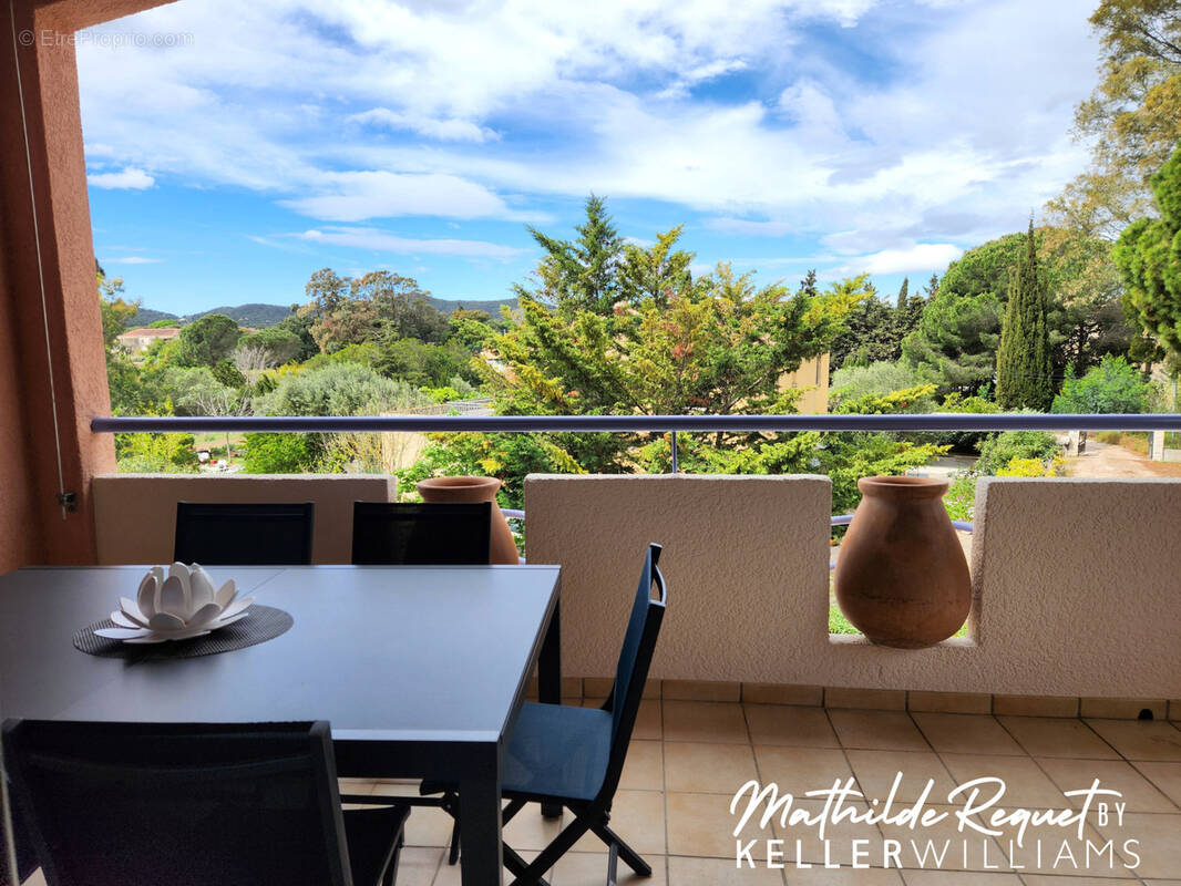 Appartement à BORMES-LES-MIMOSAS