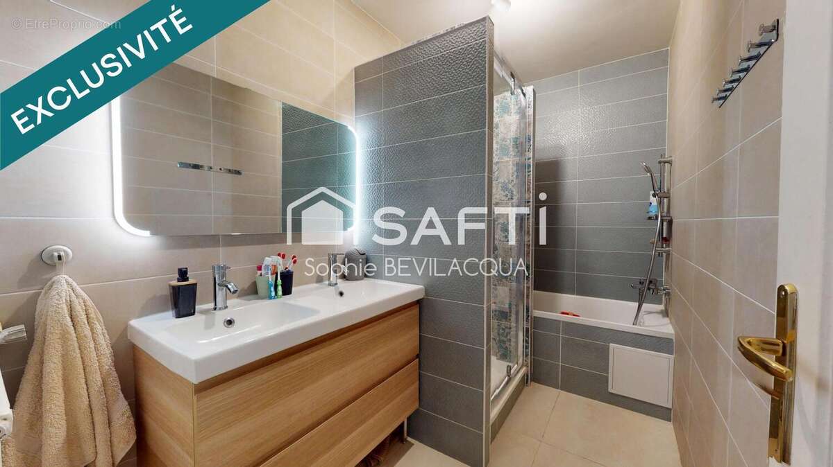 Photo 6 - Appartement à SATHONAY-CAMP