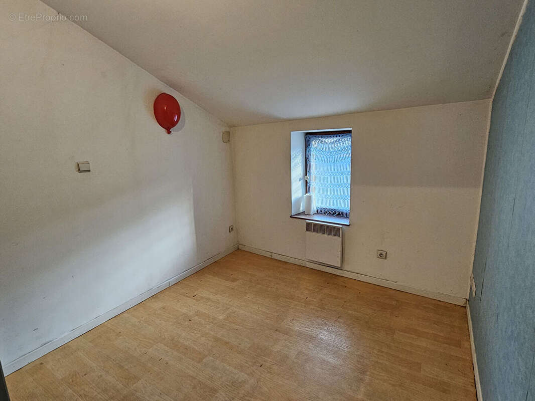 Appartement à BEAUREPAIRE