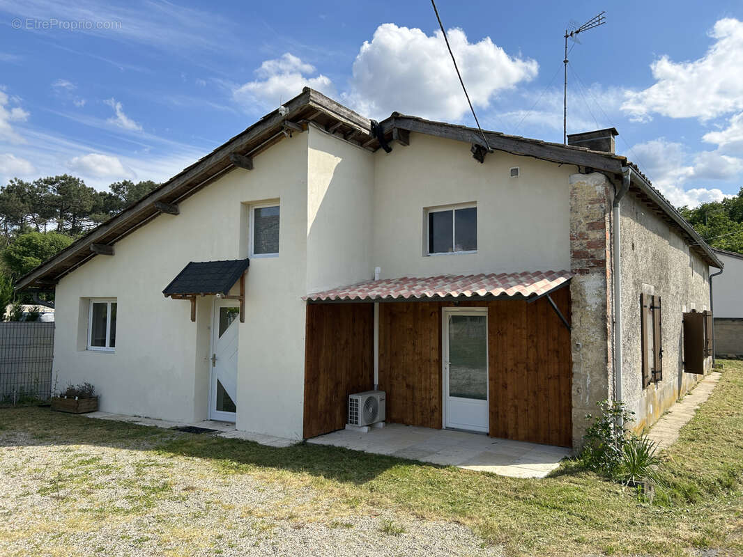 Maison à AUROS