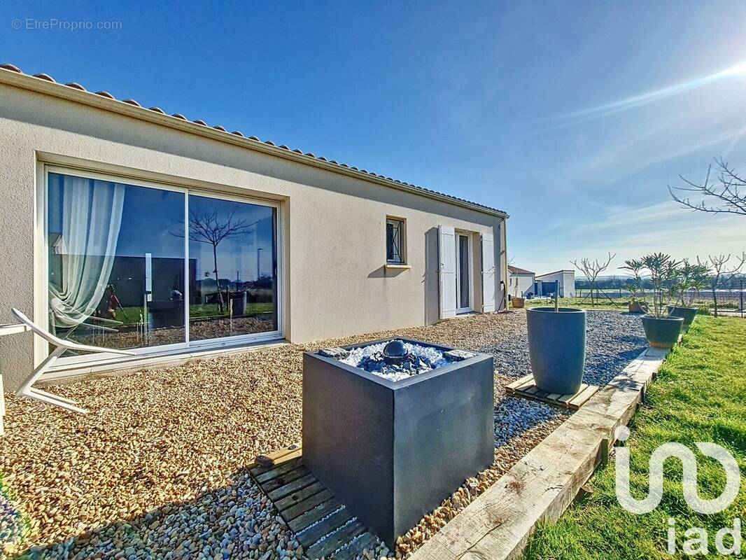 Photo 1 - Maison à NIEULLE-SUR-SEUDRE