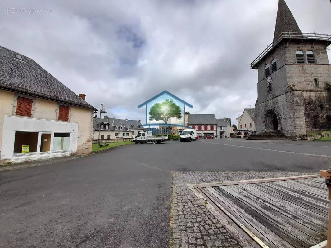 Maison à LA BOURBOULE
