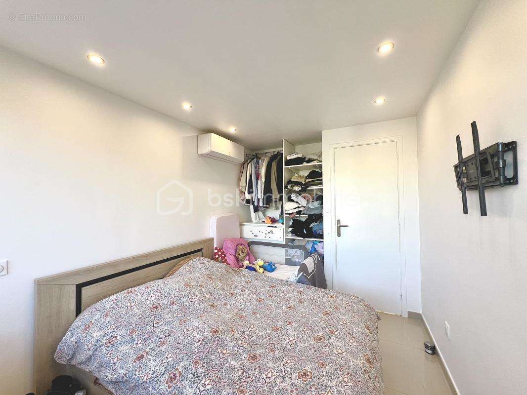 Appartement à MANDELIEU-LA-NAPOULE