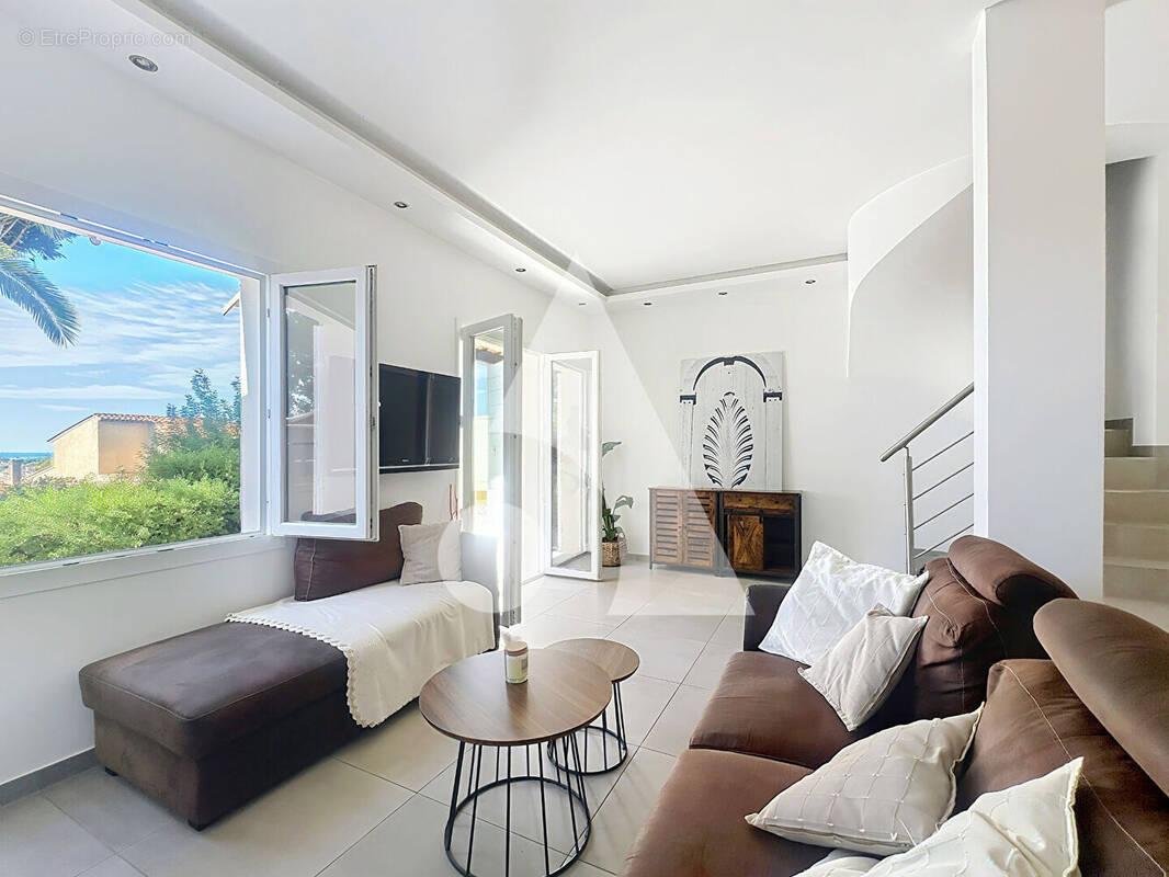 Maison à MOUGINS