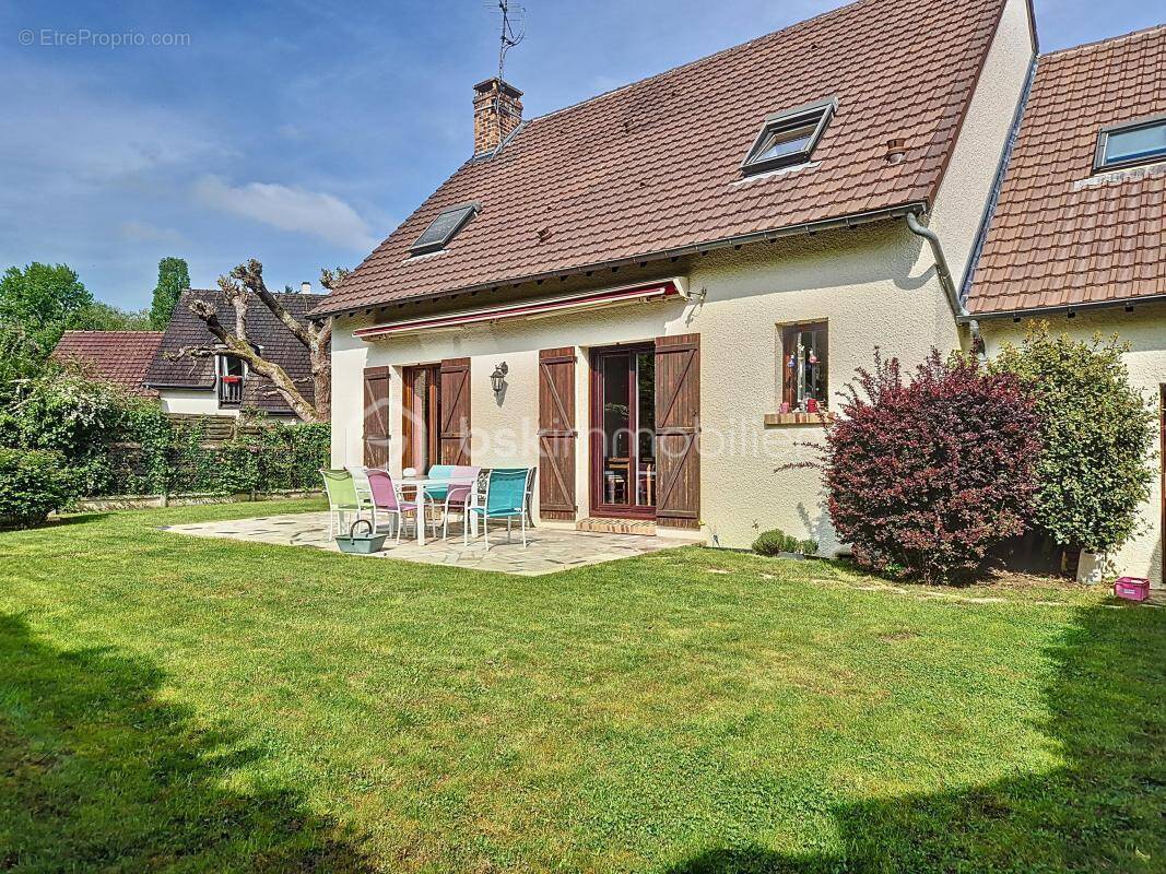 Maison à TOURNAN-EN-BRIE
