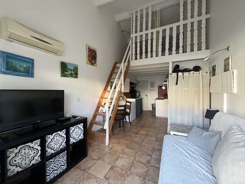 Maison à BOUZIGUES