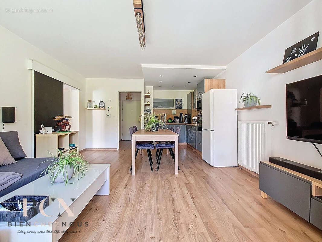 Appartement à MAFFLIERS