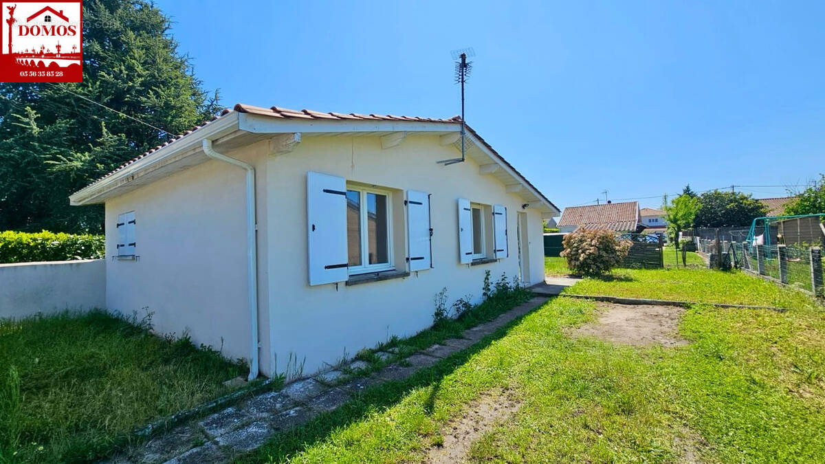 Maison à PAREMPUYRE