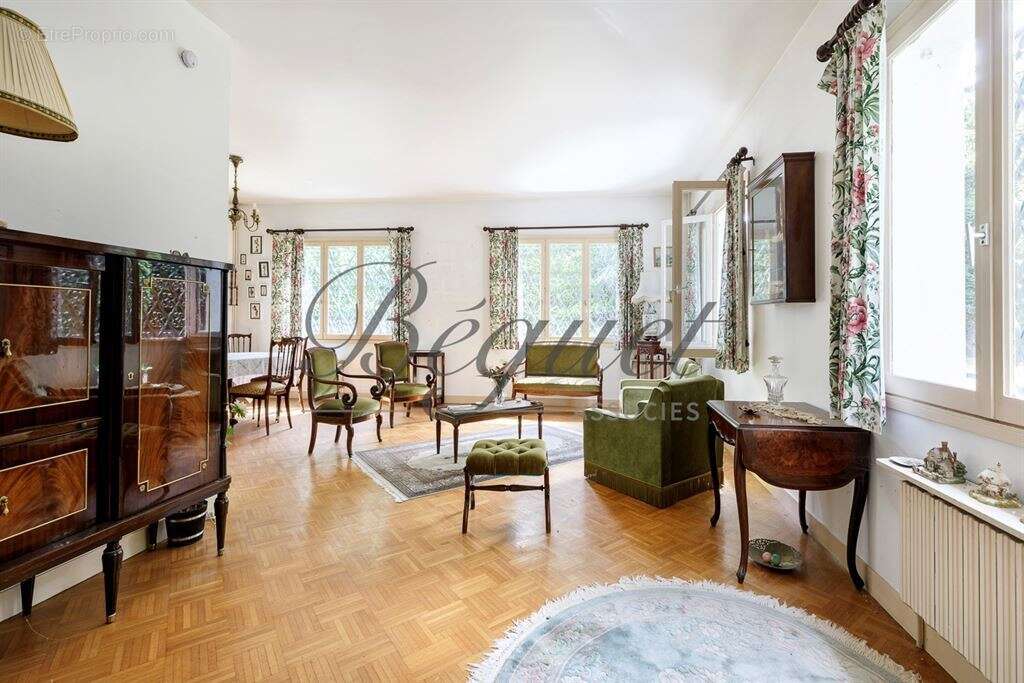 Maison à VAUCRESSON