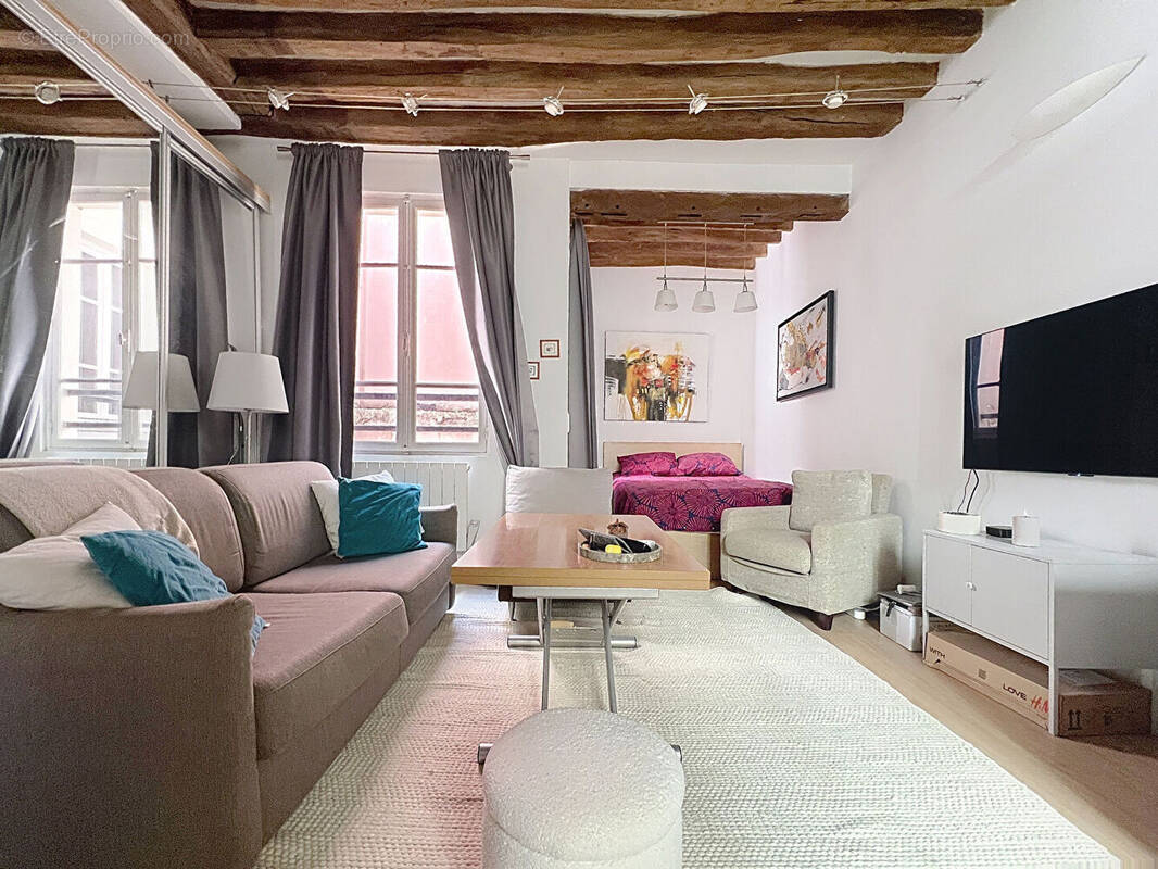 Appartement à PARIS-2E