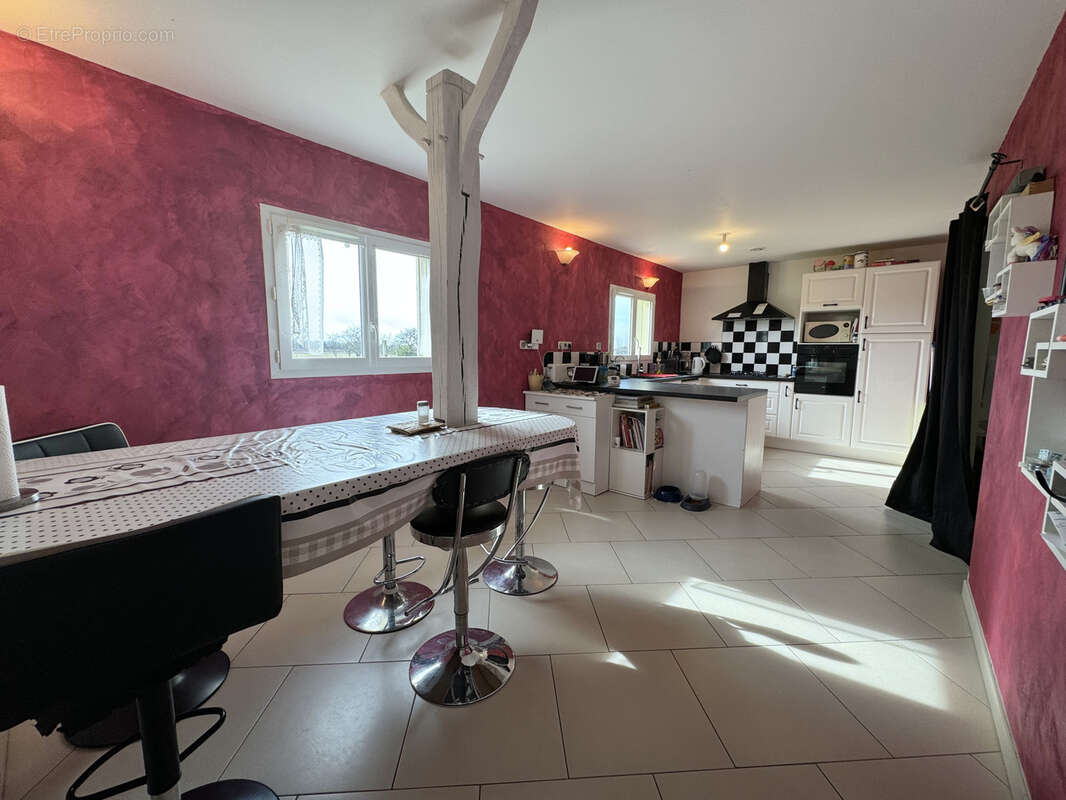 Maison à MAINXE