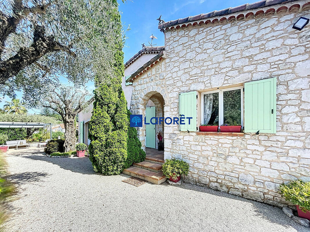 Maison à LA GAUDE