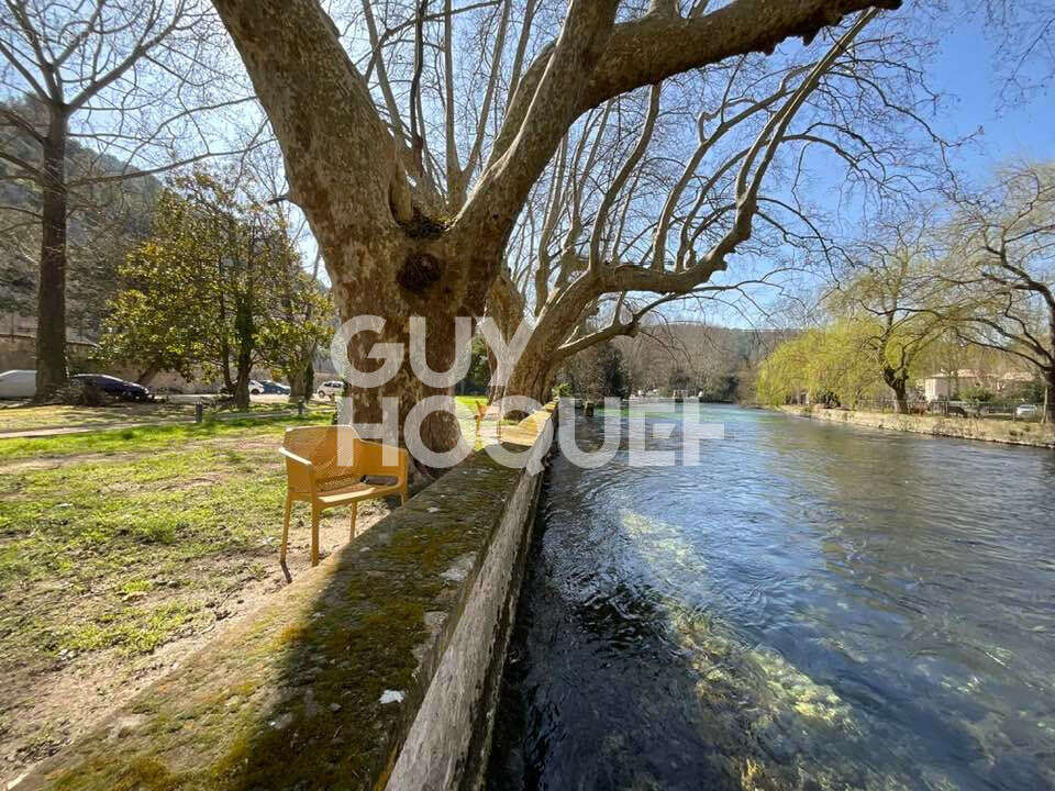 Appartement à FONTAINE-DE-VAUCLUSE
