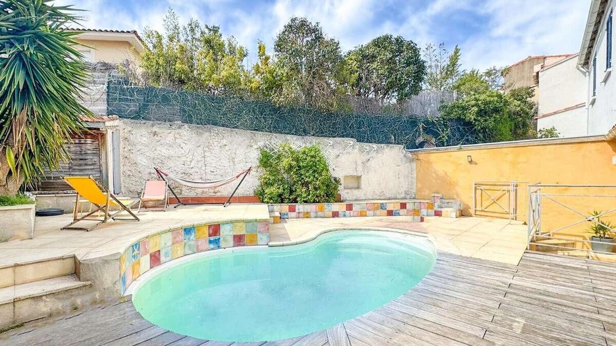 Photo 2 - Maison à MARSEILLE-7E