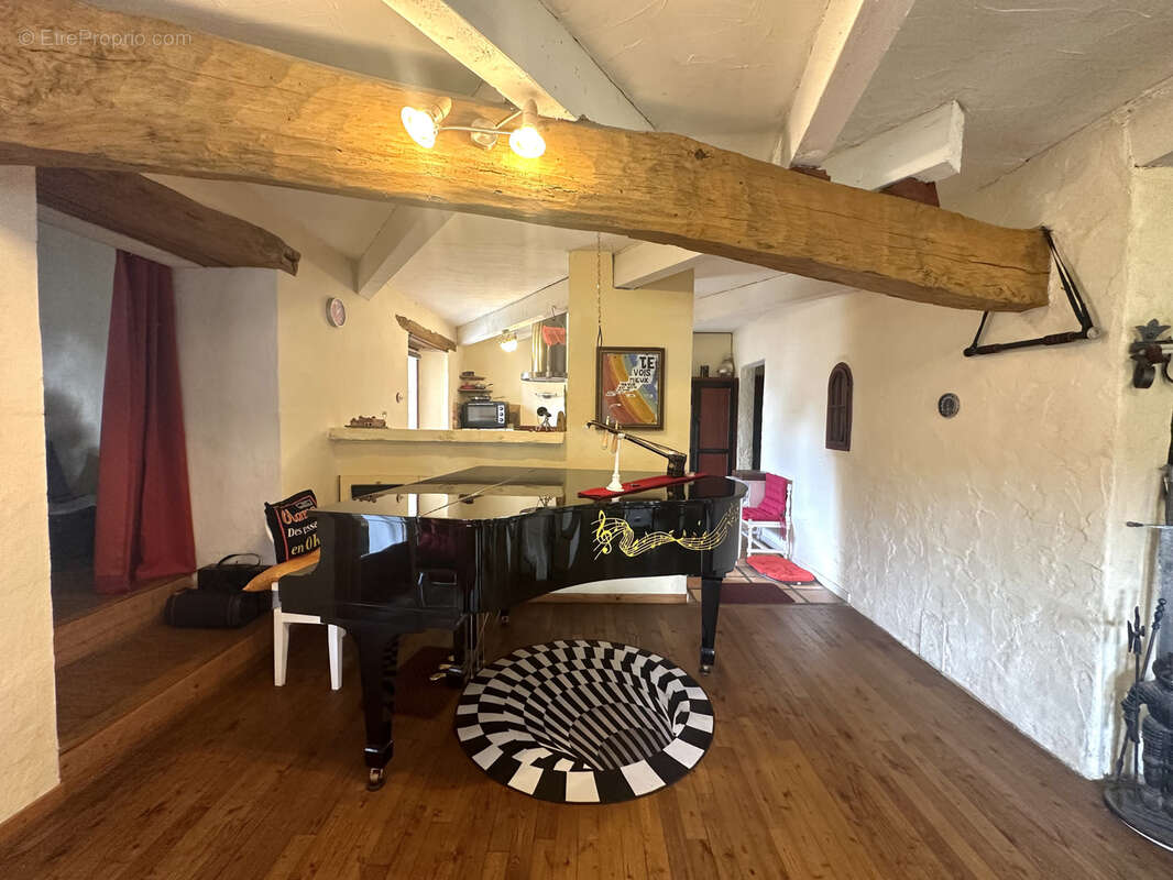 Maison à EYMET