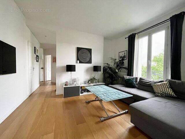 Appartement à MAISONS-ALFORT