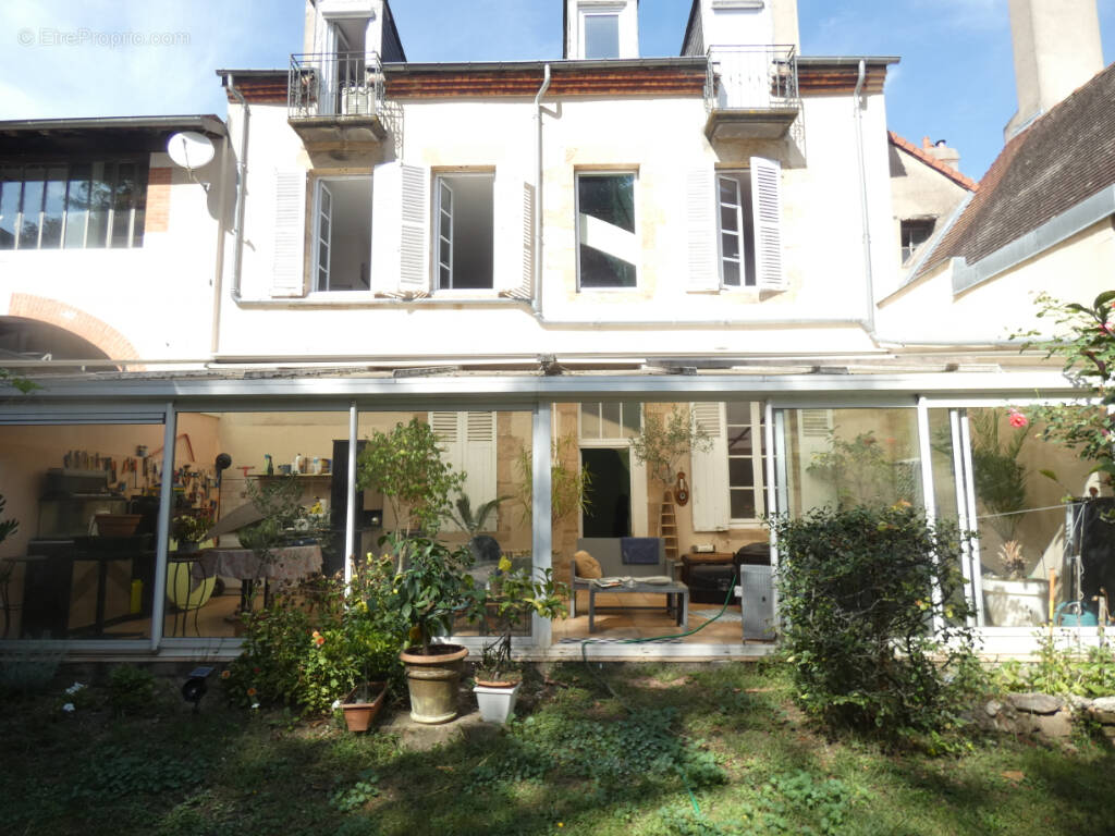 Maison à MOULINS