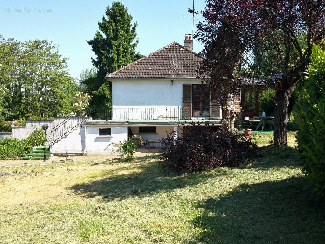 Maison à FERRIERES-EN-GATINAIS