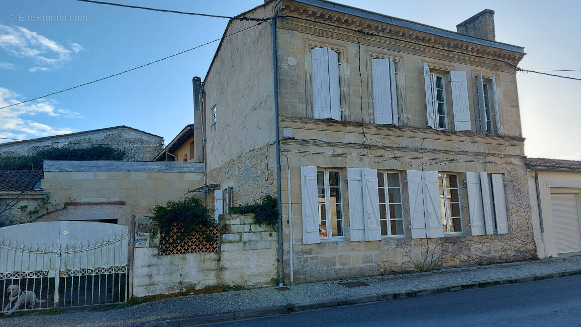 Maison à LAMARQUE