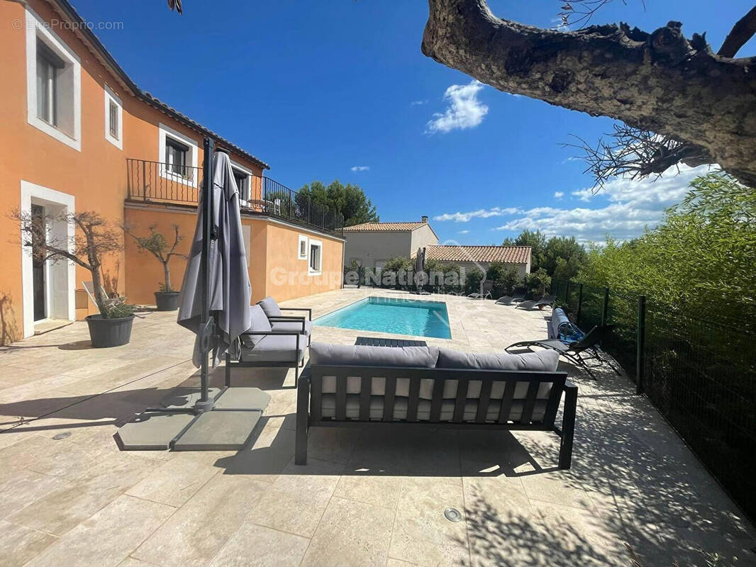 Maison à ARAMON