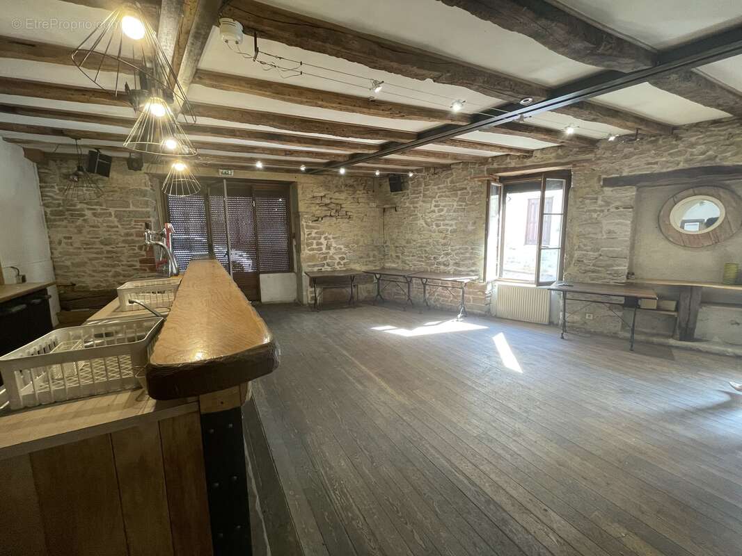 Appartement à JASSERON