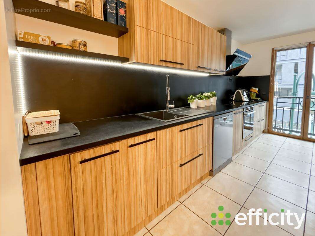 Appartement à TASSIN-LA-DEMI-LUNE