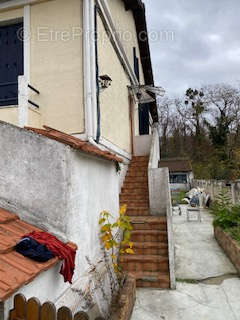 Maison à SARCELLES
