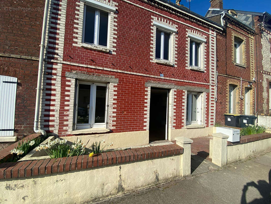 Maison à ANGERVILLE-L&#039;ORCHER