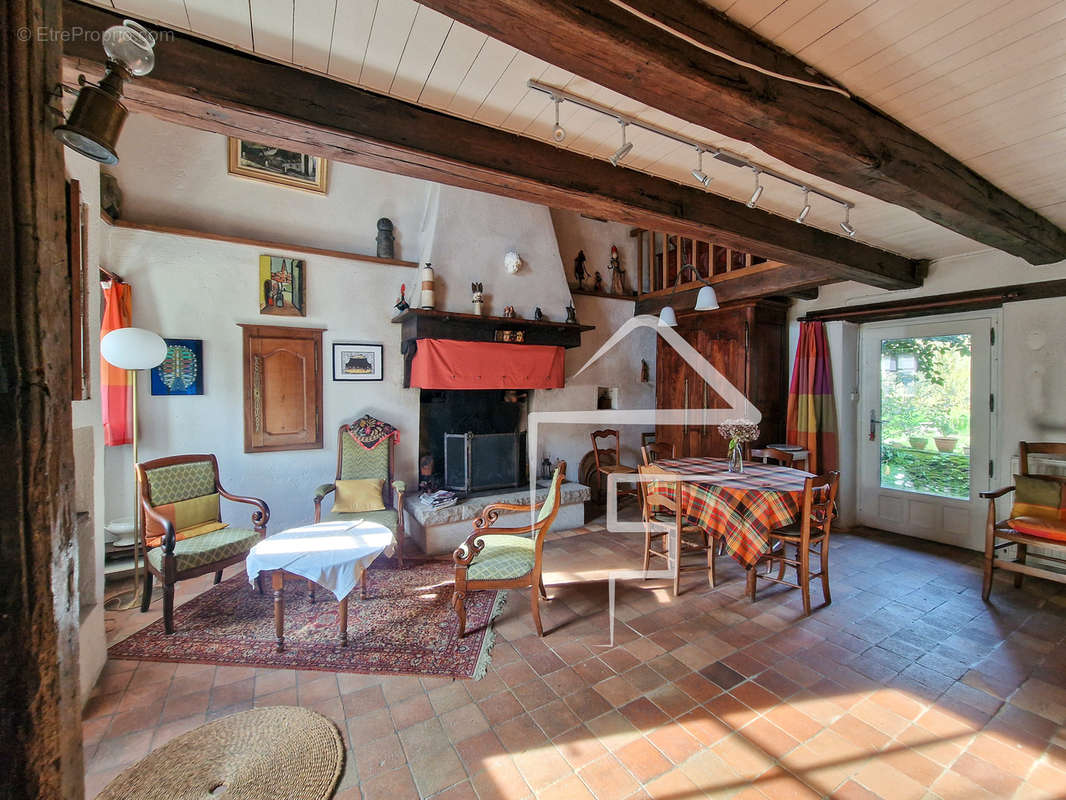 Maison à PONT-SAINT-MARTIN