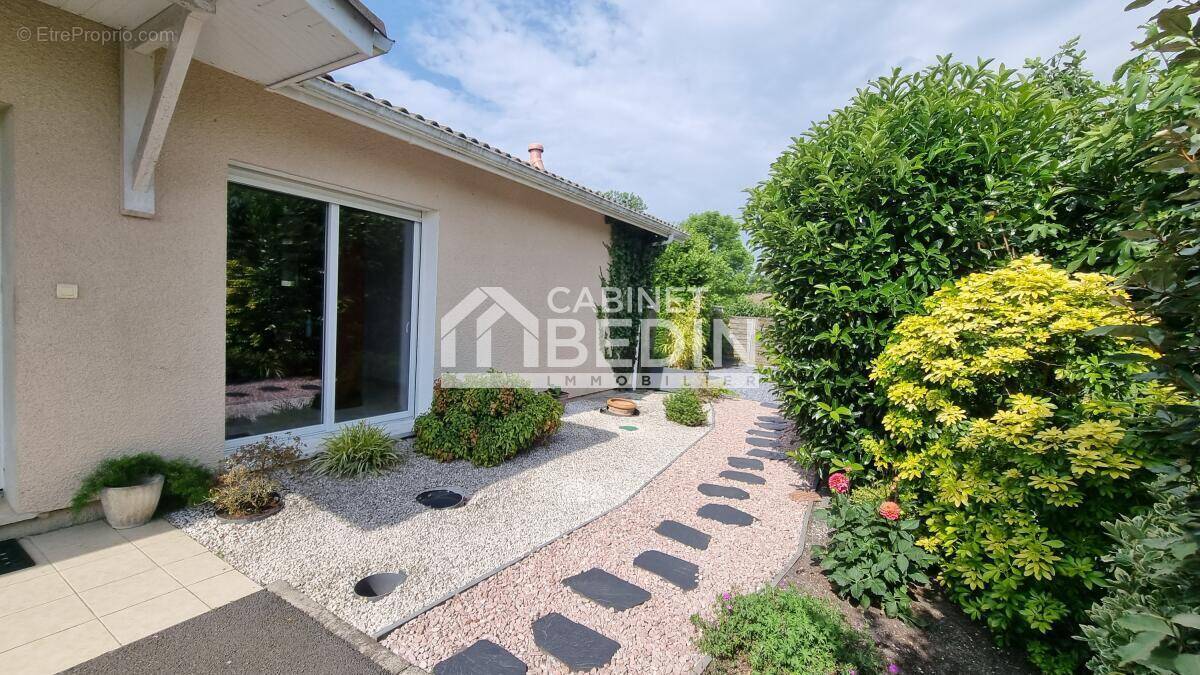 Maison à MIOS