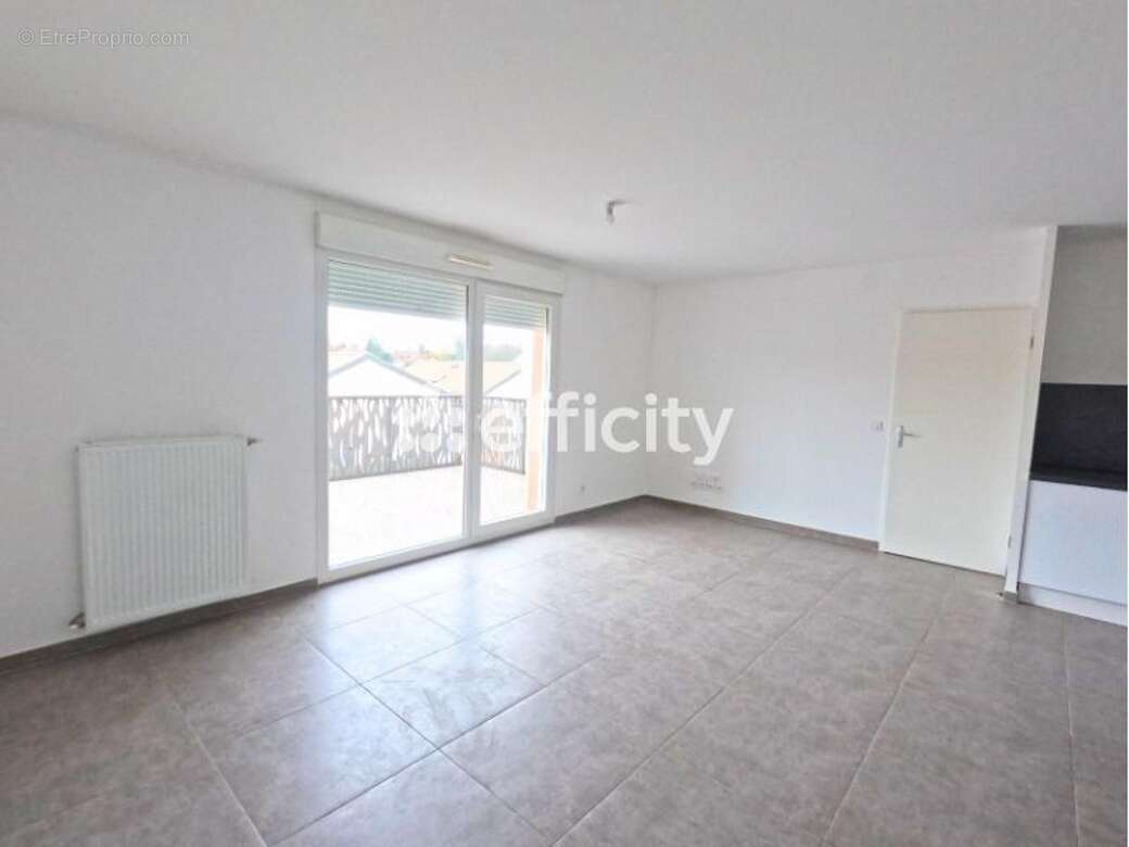 Appartement à SAINT-LAURENT-DE-MURE